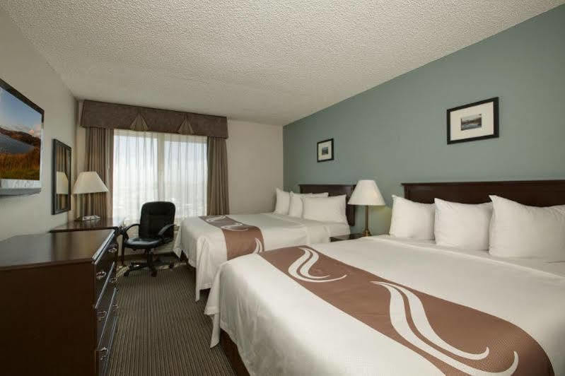 Baymont By Wyndham Reno Hotel Bagian luar foto